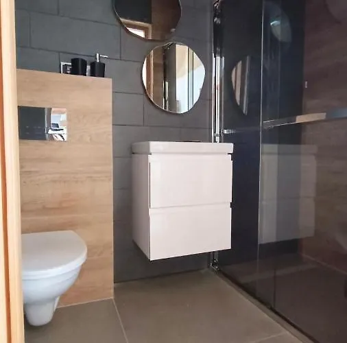 Letniskowe Sarbilove Lodge