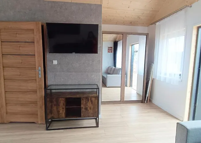 Letniskowe Sarbilove Деревянный коттедж Сарбиново