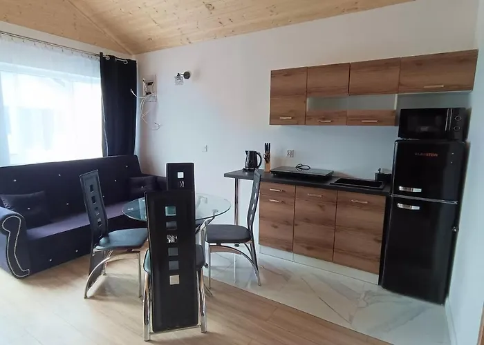 Letniskowe Sarbilove Lodge