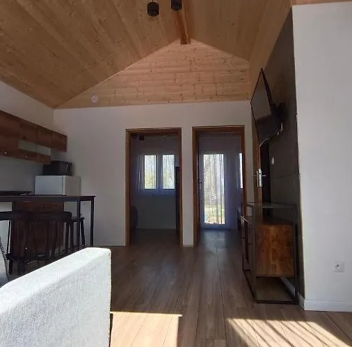 Lodge Letniskowe Sarbilove *