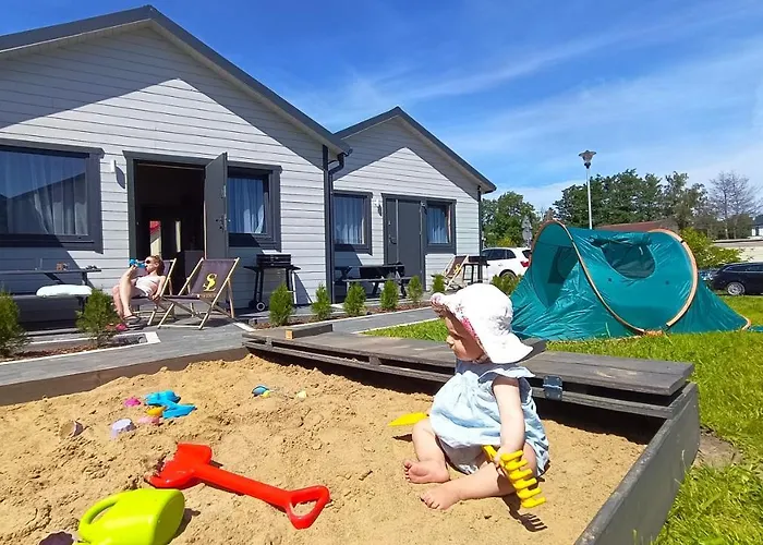 Letniskowe Sarbilove Деревянный коттедж Сарбиново